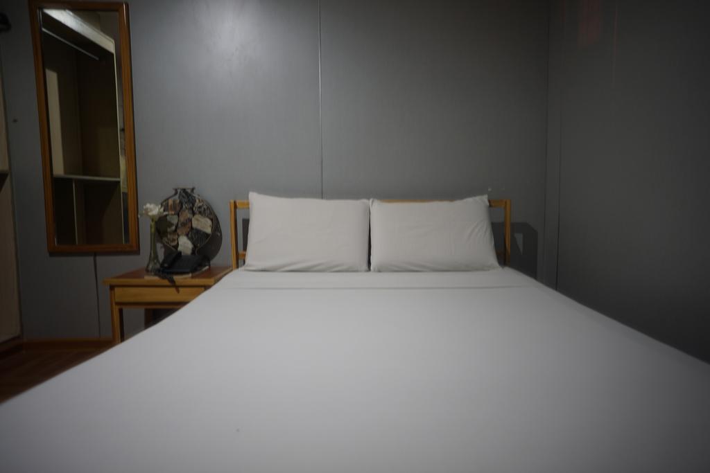 Hotel Uno Davao City Esterno foto