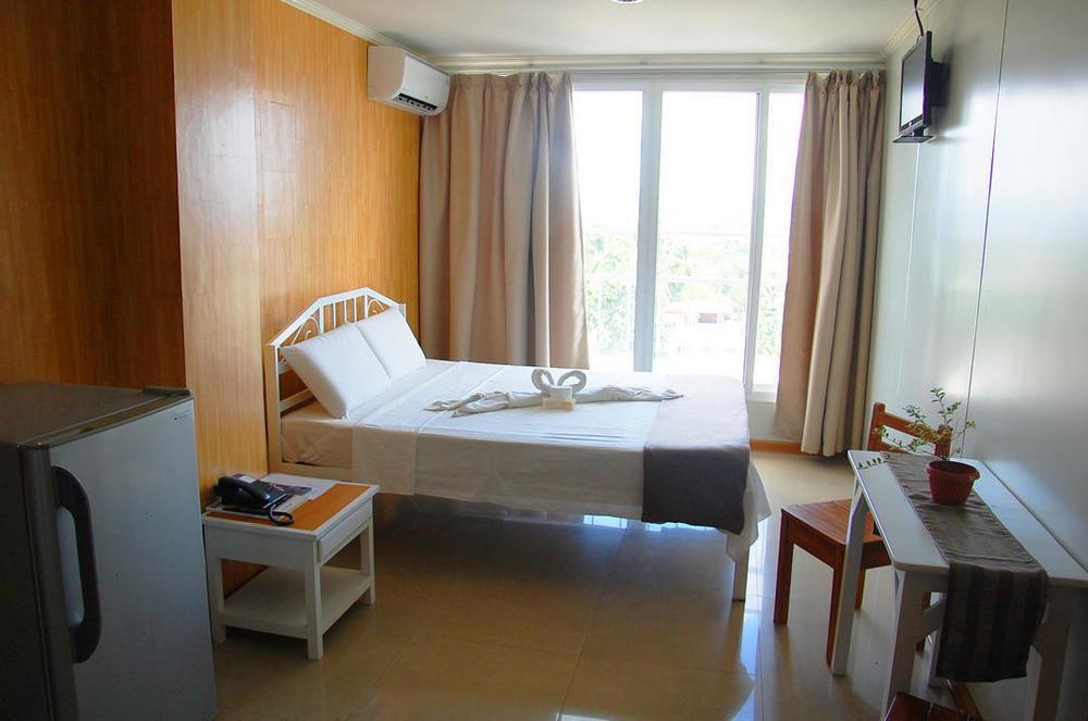 Hotel Uno Davao City Esterno foto