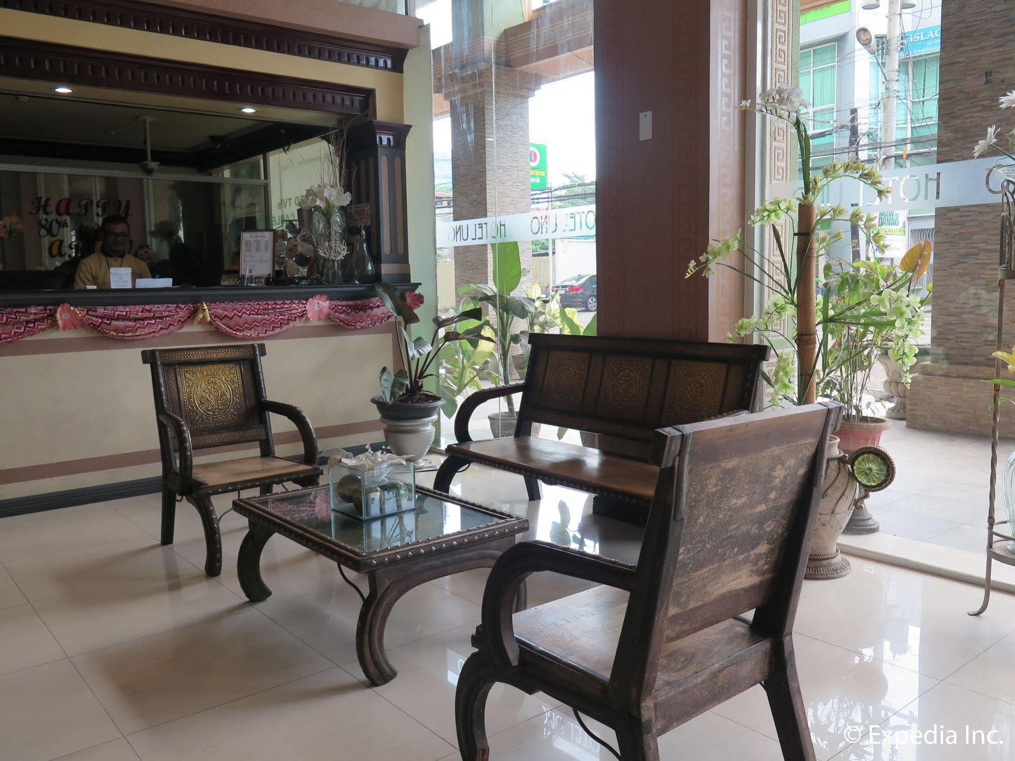 Hotel Uno Davao City Esterno foto